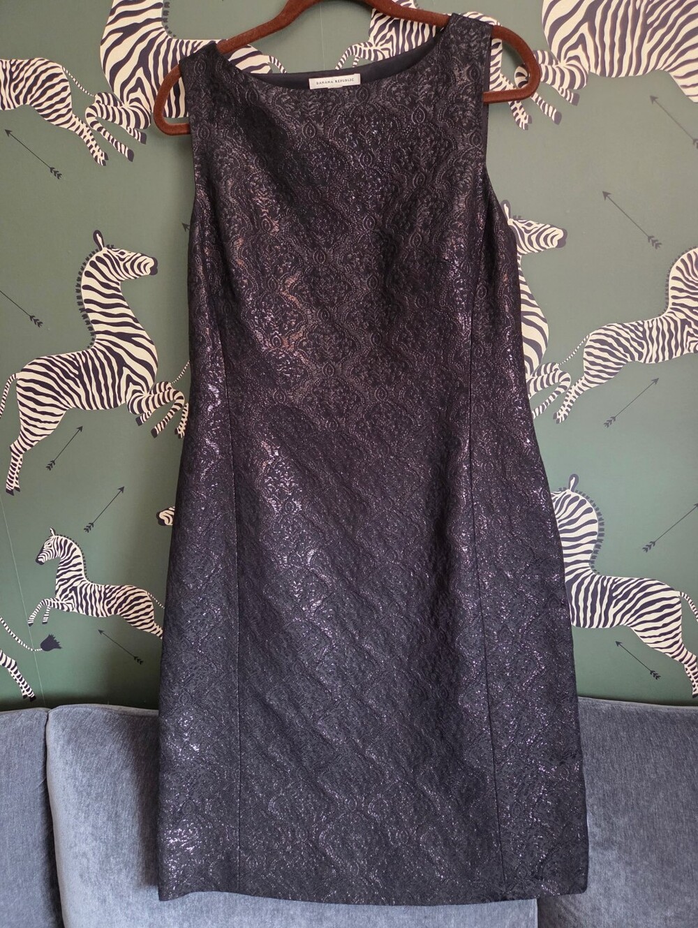 Banana Republic Black Silk Jacquard Sheath Dress Size 14 Knee Length Sleeveless